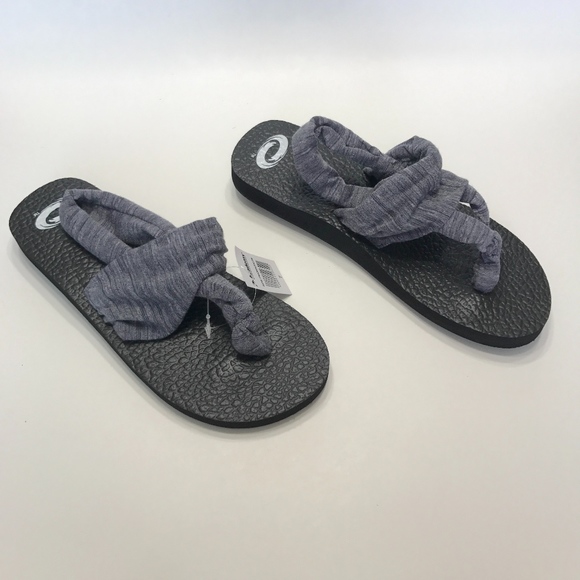 womens soft flip flops
